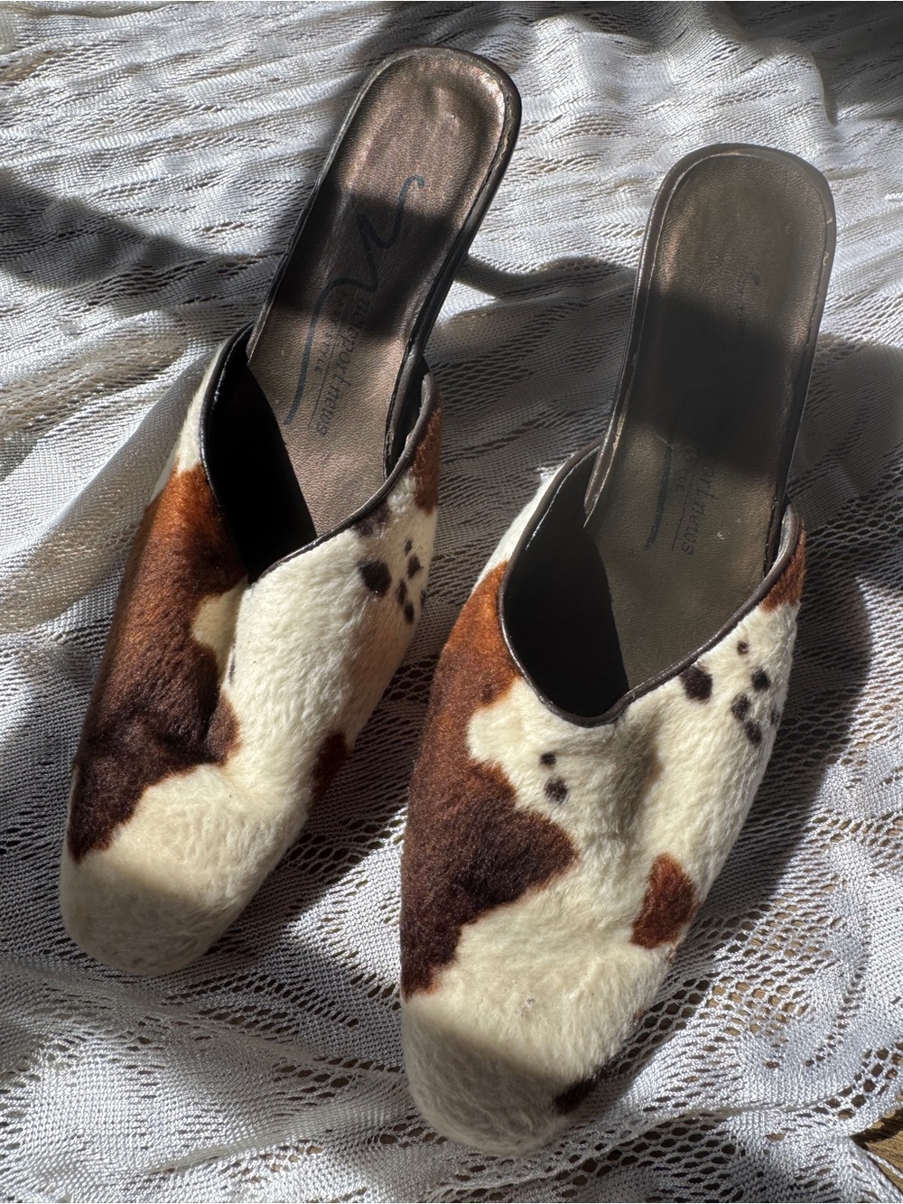 Vintage Women’s Cowhide Mule Kitten Heel